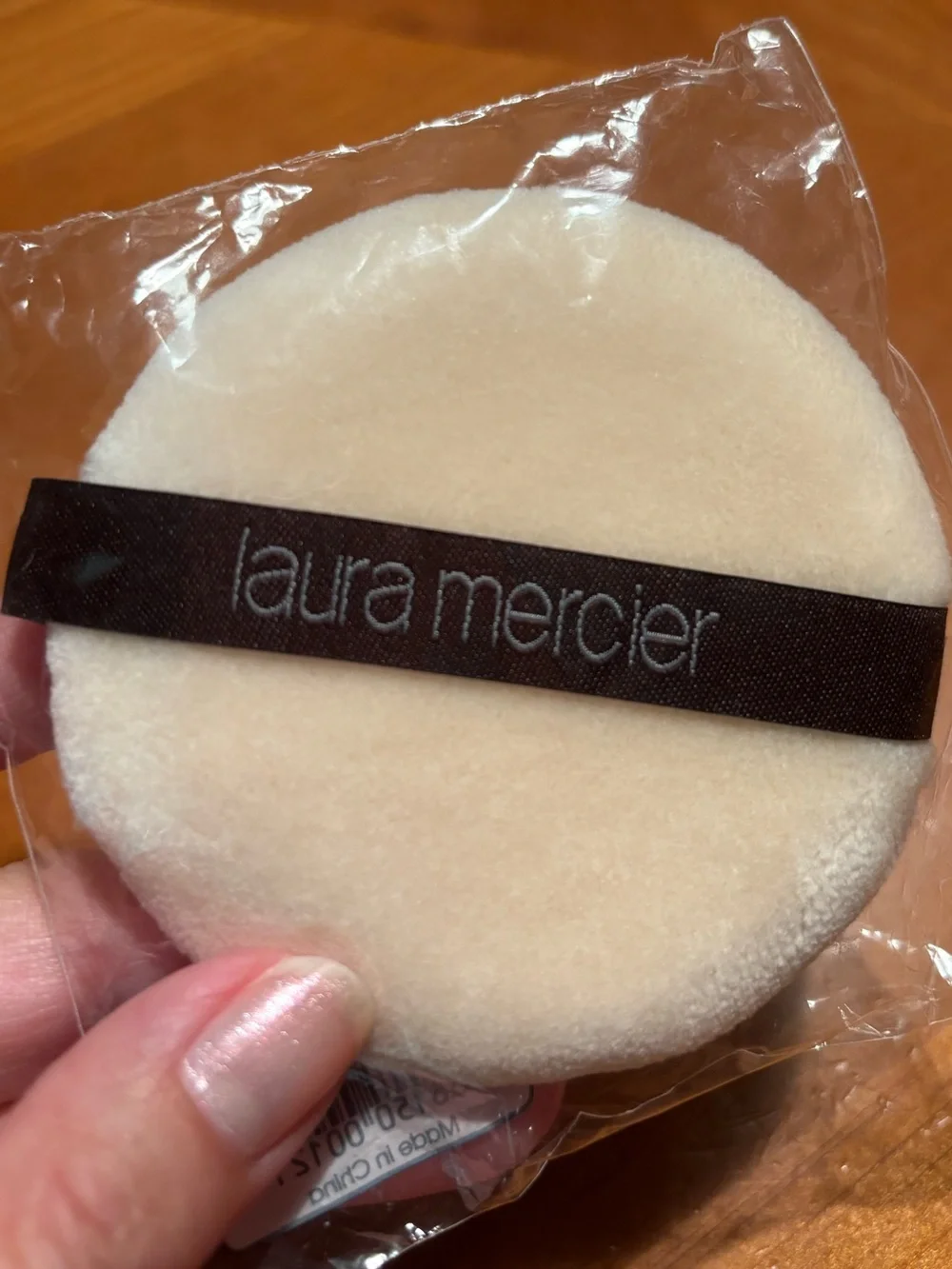 Laura Mercier Velour Puff
